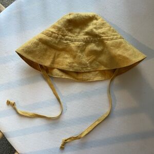 Briar baby Sun bonnet